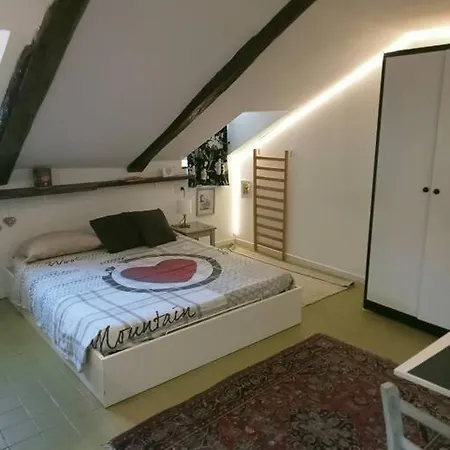 Lägenhet A Due Passi Dal Centro Turin